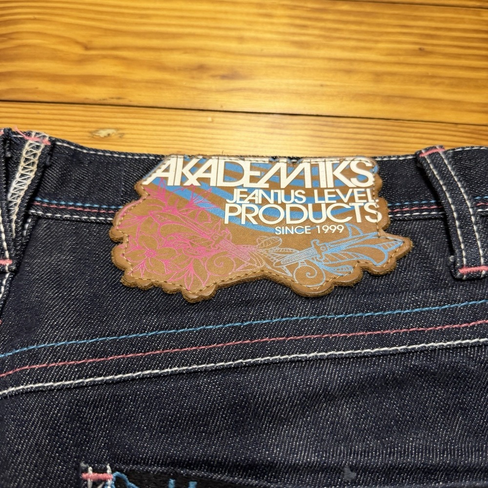 Akademiks Men's Dark Wash Denim Jean Shorts 5-Pocket Embroidered Y2K Hip Hop - Picture 2 of 10